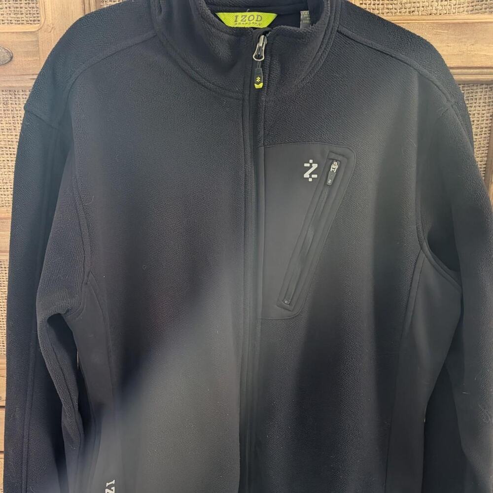 Izod black polyester fleece jacket